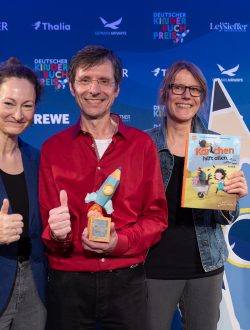 53257526168_7b84bd709a_k